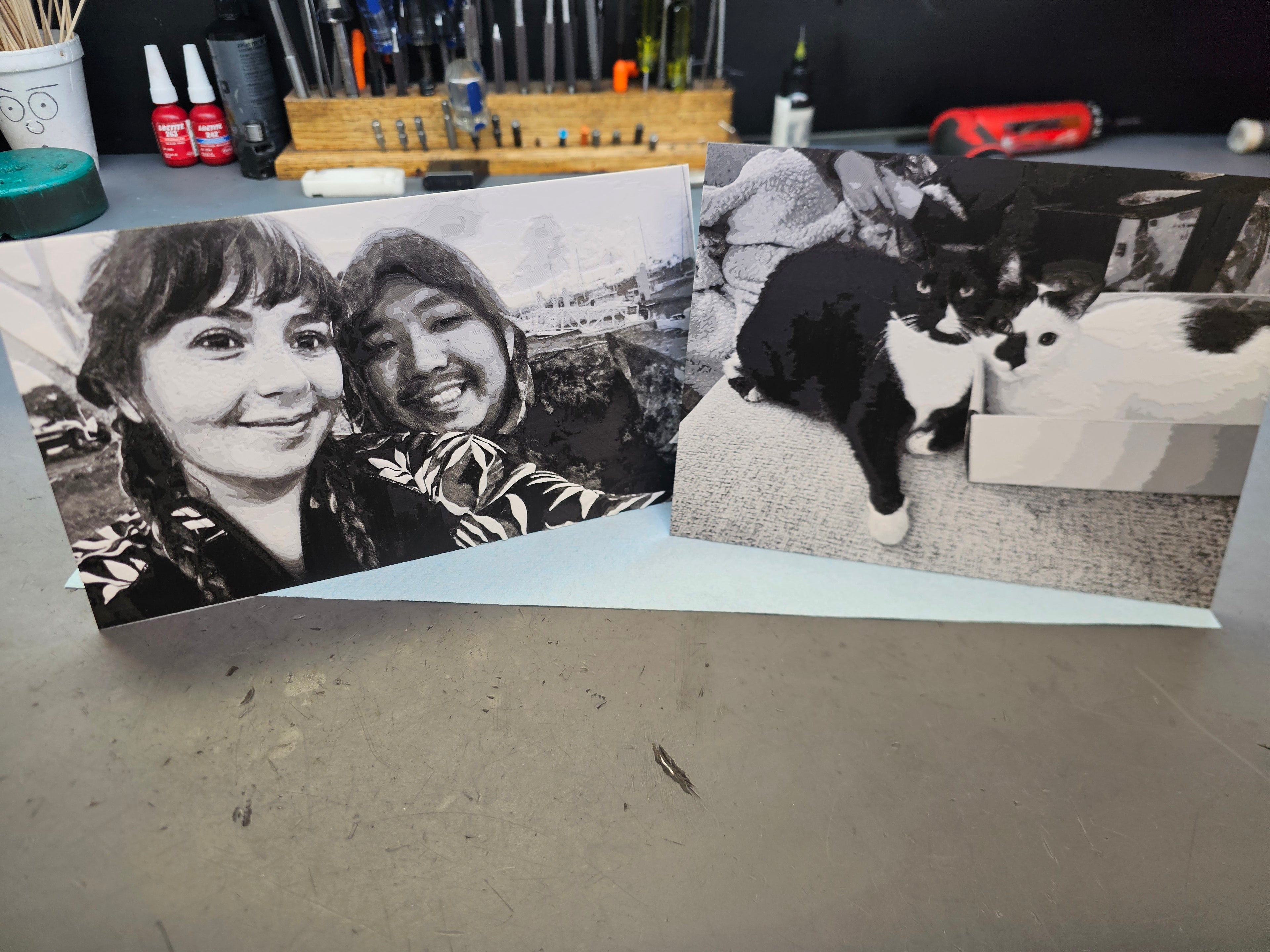 Adjustable Picture Stand